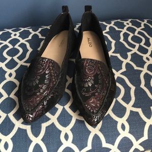 Aldo Black and purple flats Size 9